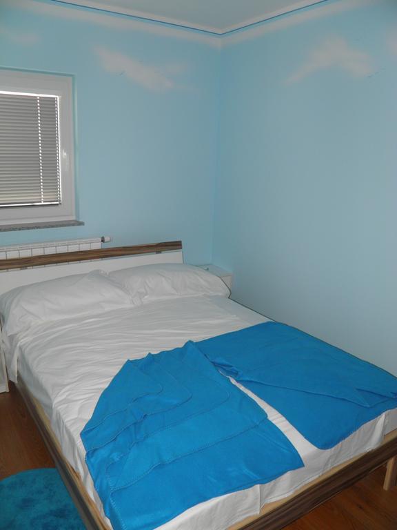 بتوي Guesthouse Prenocisca Sirec الغرفة الصورة